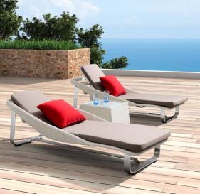 Outdoor Day Beds Manufacturers & Suppliers in Dubai